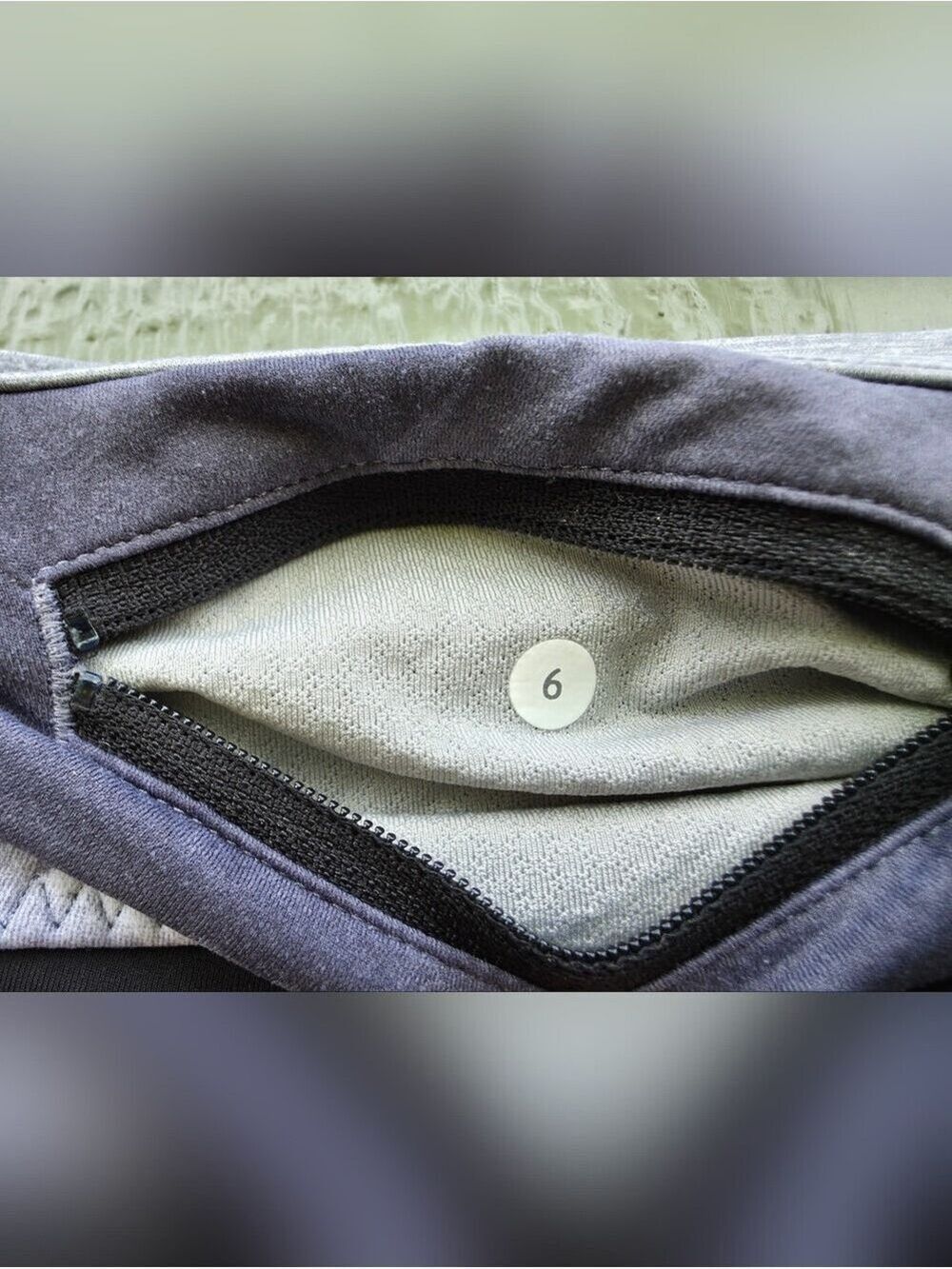 Lululemon Black Gray Capri Athletic Leggings Size 6 #YLEG14 - Picture 12 of 13